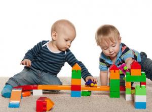 How to entertain or keep your child occupied at home?